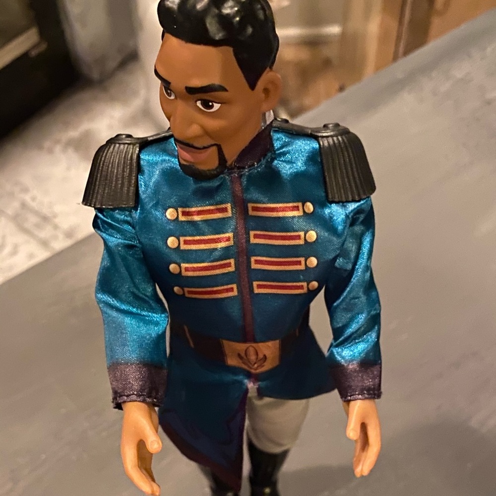 Frozen 2 Mattias fashion doll